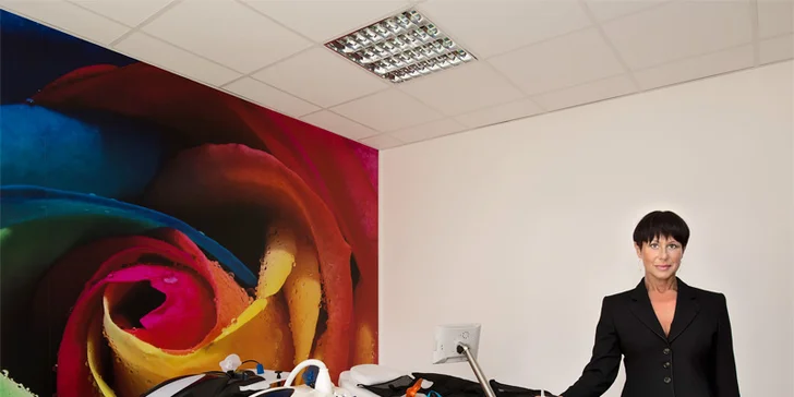 Redukce podbradku a kontur spodní čelisti včetně pozvednutí tváří