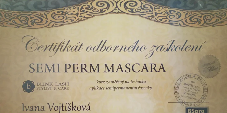 Kosmetické ošetření obličeje a dekoltu včetně masáže a ultrazvuku