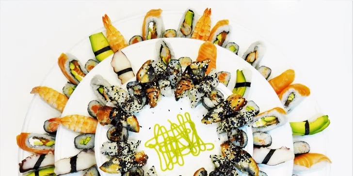 Hostina v 60 metrech nad zemí – výtečný sushi set pro dvojici nebo partu