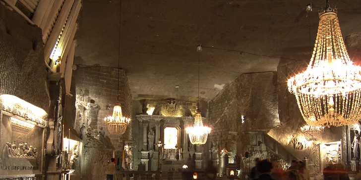 Osvětim, Březinka, solné doly Wieliczka a Krakow s průvodcem a ubytováním