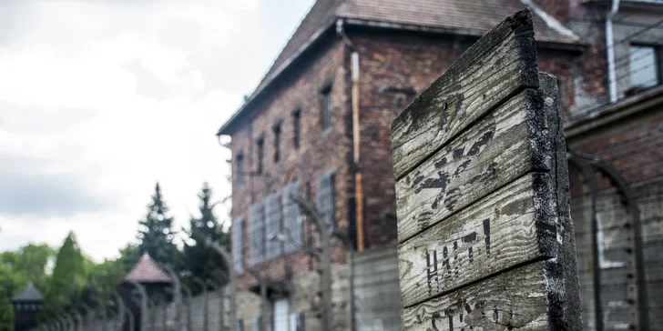 Osvětim, Březinka, solné doly Wieliczka a Krakow s průvodcem a ubytováním