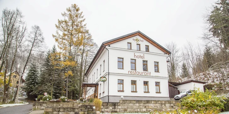 Pobyt se skvělým jídlem v útulném rodinném hotelu v Jizerských horách