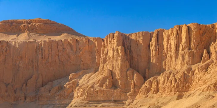 Jednu věc za vás v cestovce přeci jen nezařídí – pro vycestování do Egypta je nutný cestovní pas.