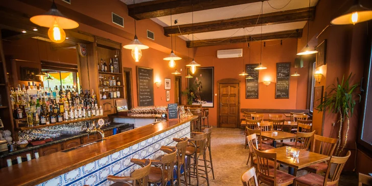 Smlsněte si na španělské kuchyni: 4chodové letní menu s tapas i dezertem