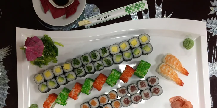 Sushi v té nejlepší formě: Set 28 nebo 50 ks exotické pochoutky