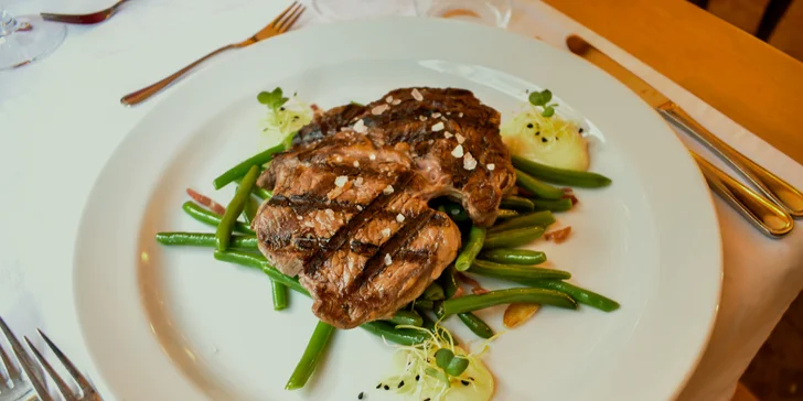 Všechny chutě Španělska: tapas, sýry, hovězí steak či kachní prso a dezert pro 2