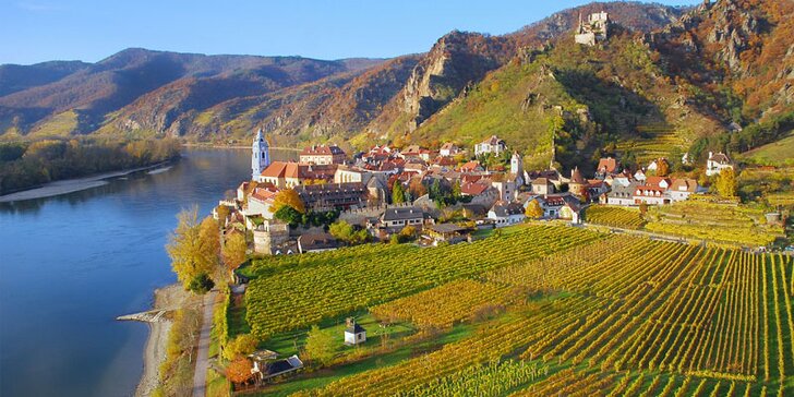 Výlet do romantického údolí Wachau s možností připlatit si plavbu lodí po Dunaji