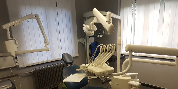 Zuby jako perly: Air Flow čištění zubů či dentální hygiena