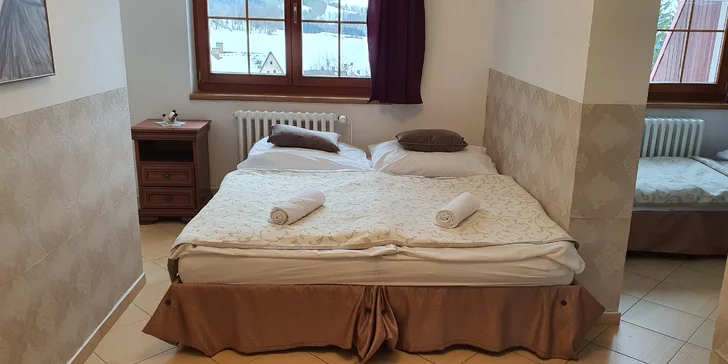 Bydlet budete ve dvoulůžkovém pokoji.