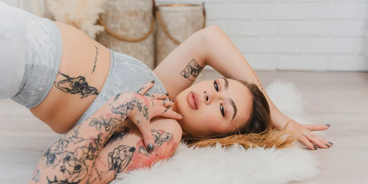 Do 14 dnů od focení obdržíte dle zvolené varianty 10, 15, 20 nebo 30 upravených fotografií v digitální podobě.
