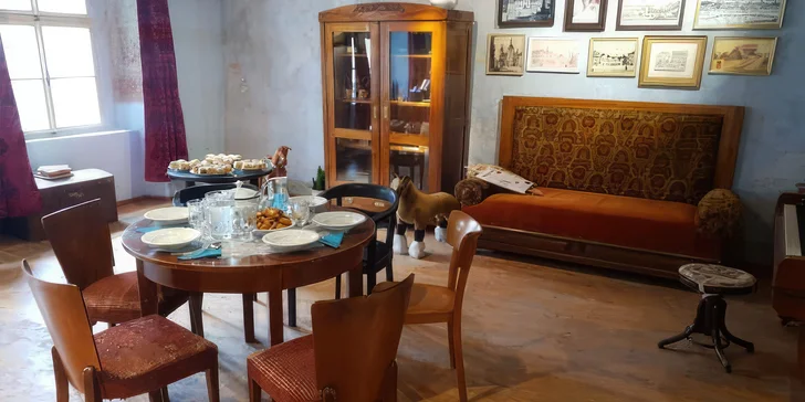Vaším královstvím se stane starožitně vybavená kuchyňka v Mederově domě.