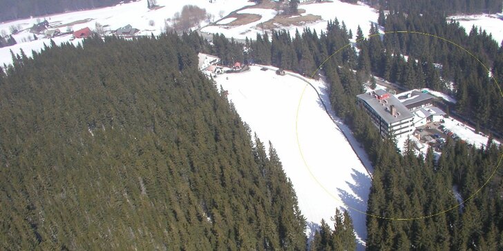 Šumava lyžmo: prosté ubytování na Churáni v těsné blízkosti lyžařských tras