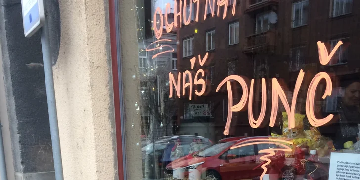 Voňavý punč z kvalitního červeného vína ve Vinotékách U Sudu i s sebou