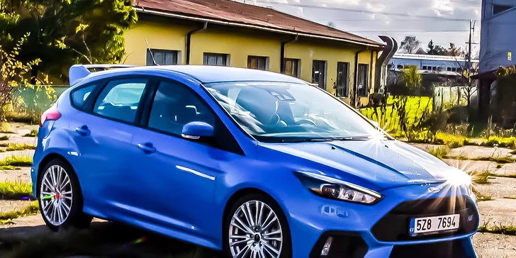 30 min. jízdy bez instruktora v supersportu Ford Focus RS nebo Nissan GT-R