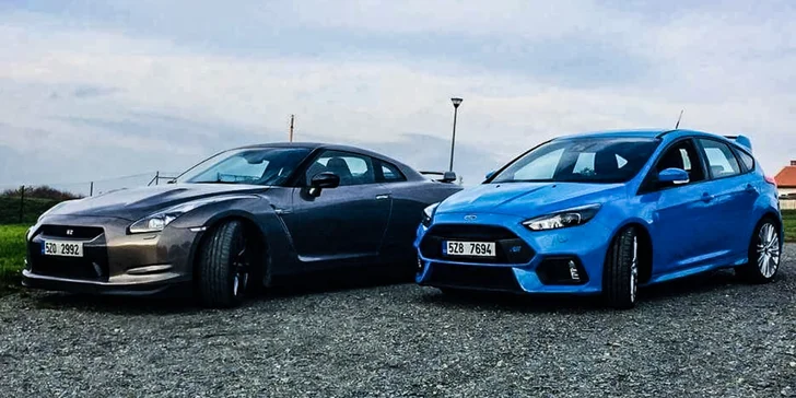 30 min. jízdy bez instruktora v supersportu Ford Focus RS nebo Nissan GT-R