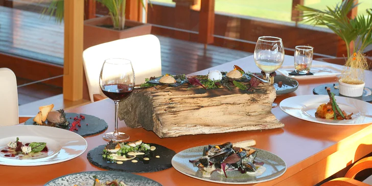 Luxus na talíři: 11 chodů sestavených šéfkuchařem s praxí z michelinské restaurace