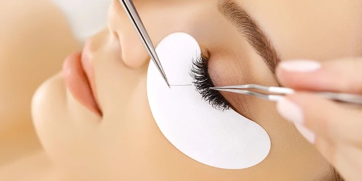 Jedinečné prodlužování řas metodou B-lashes