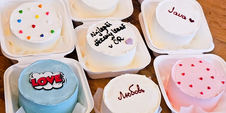 Bento cake dle vlastního přání: mini dortík s náplním, zdobením a textem dle výběru