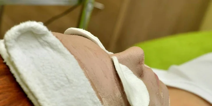 Kosmetické ošetření tradiční přírodní kosmetikou