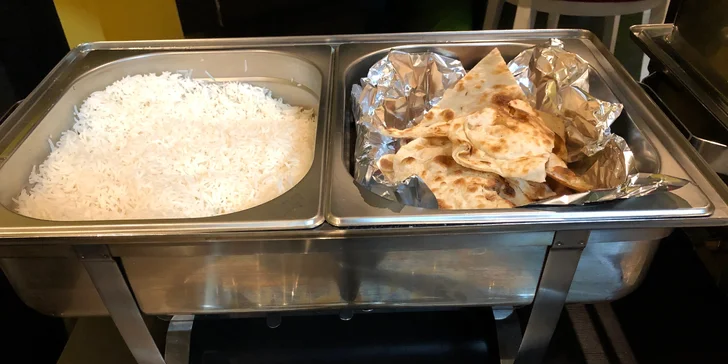 Oběd, po kterém rozhodně nebudete mít hlad: all you can eat v indické restauraci