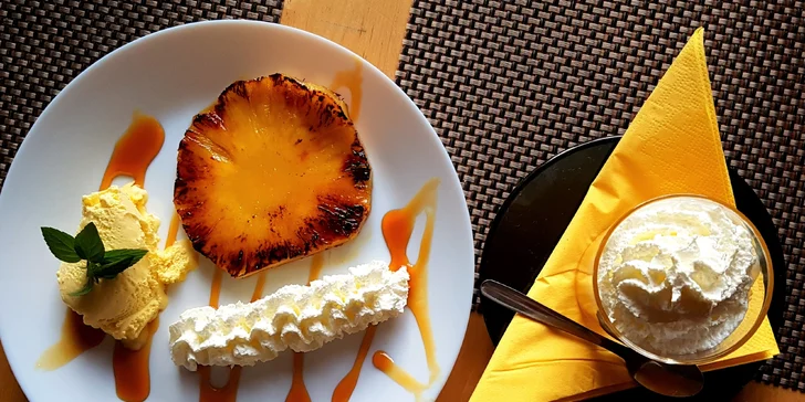 Grilovaný ananas a bombardino pro 1 nebo 2 pohodáře