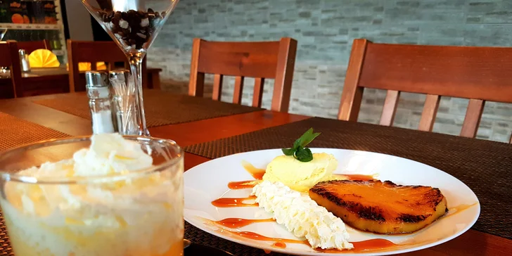 Grilovaný ananas a bombardino pro 1 nebo 2 pohodáře