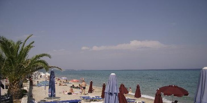 Odpočinek na pláži v Řecku na poloostrově Chalkidiki vč. snídaní a letecké dopravy