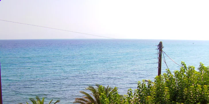 Odpočinek na pláži v Řecku na poloostrově Chalkidiki vč. snídaní a letecké dopravy
