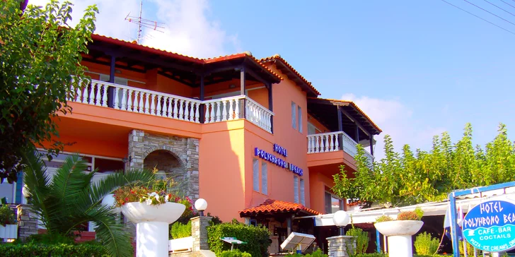 Odpočinek na pláži v Řecku na poloostrově Chalkidiki vč. snídaní a letecké dopravy