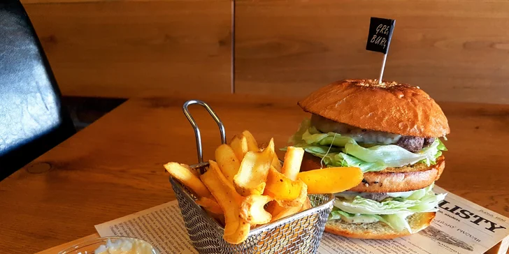 Burgery inspirované filmem Pulp Fiction: Čtvrtlibrák nebo Le Bic Mac