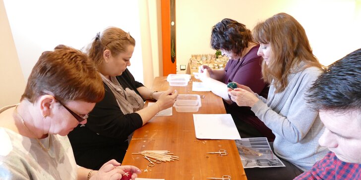 Naučte se dělat kraslice zdobené slámou: 4hodinový kurz Hanácké kraslice