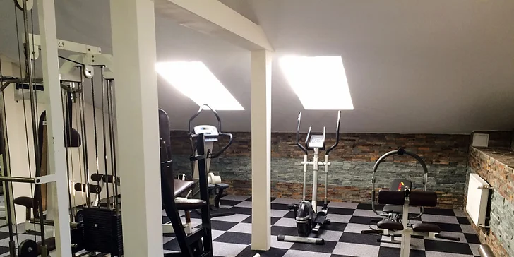 Jaro nebo léto u Slunečných jezer s polopenzí, vstupem do wellness i bazény