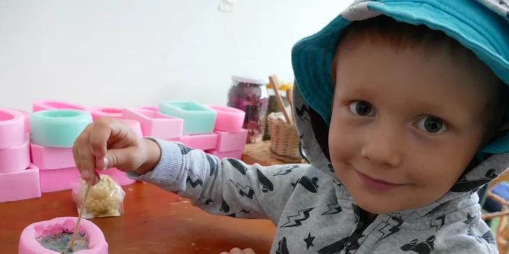 Kurz výroby mýdla, parfému, vonné soli, krému a balzámu na rty