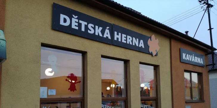Vypusťte děti do labyrintu: Vstup do dětské herny s 5 patry prolézaček