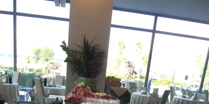 Užijete si bufetové raňajky.