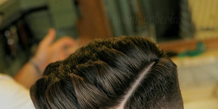 Pánský moderní střih se stylingem v salon Haircut & style