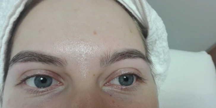 Prodloužení řas, objem pomocí metody Lash Lifting, úprava obočí i depilace rtu