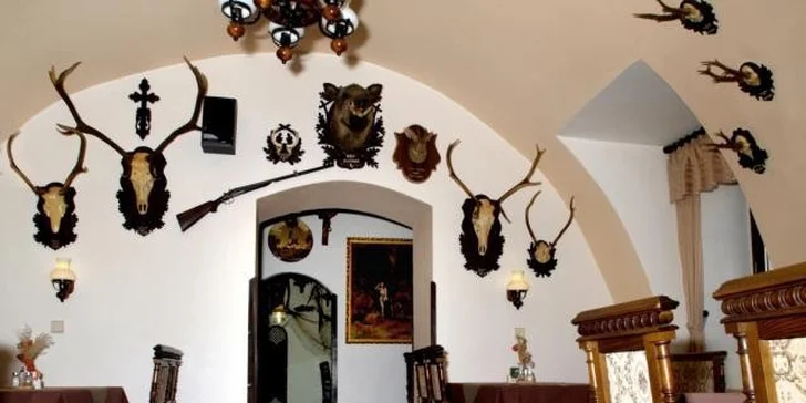 3 dny v historickém srdci Třeboně se snídaní, lázeňským odpočinkem a vínem