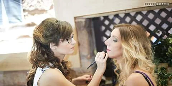 Ukažte svou krásu: Fotoproměna včetně makeupu, účesu a stylingu