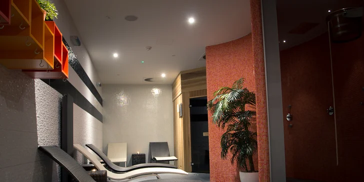 Měsíční cvičební program s osobním trenérem a relaxací v Avalon Fitness