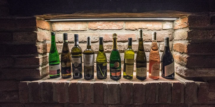 Tři jarní dny v Lednici: Galerie vín i večeře podávaná v unikátním sklípku