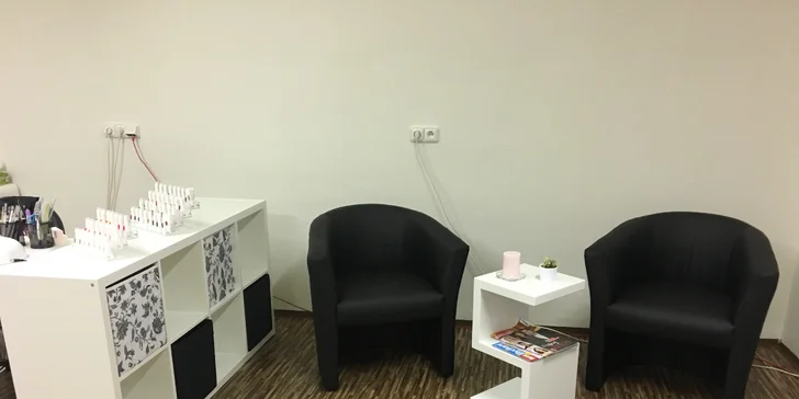 Manikúra klasik a potah gellakem na přírodní nehty