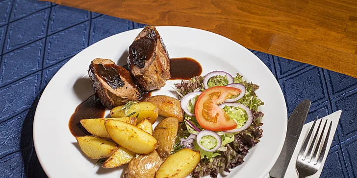 Poskládejte si v srdci Prahy menu dle své chuti: 3 chody s lahví vína nebo bez