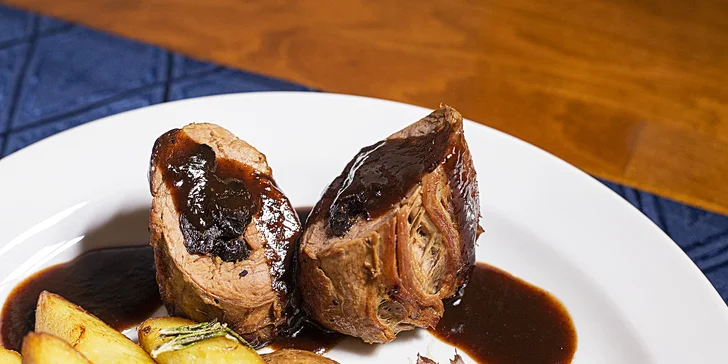 Poskládejte si v srdci Prahy menu dle své chuti: 3 chody s lahví vína nebo bez