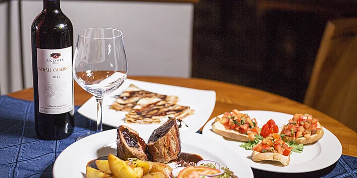 Poskládejte si v srdci Prahy menu dle své chuti: 3 chody s lahví vína nebo bez
