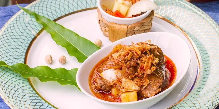 Gastronomické putování Asií: thajské degustační menu v Café Buddha pro dva