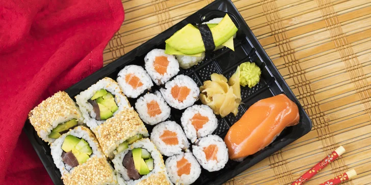 Asie do vašeho obýváku nebo kanceláře: rozvoz sushi setů s 18, 44 nebo 88 kusy