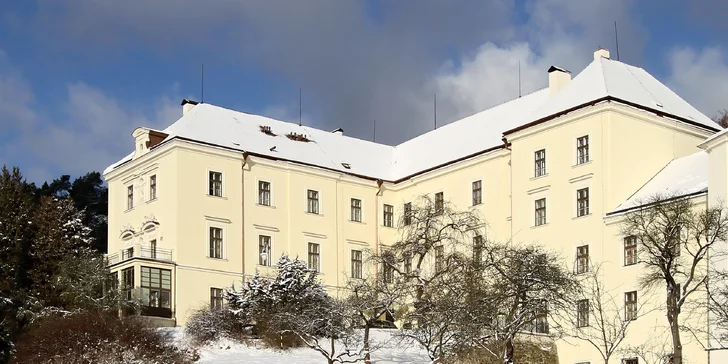 Pobyt na zámku v Moravském krasu: zvěřinová polopenze i vstup do jeskyně