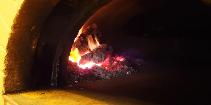 Hodina bowlingu a pizza dle vlastního výběru