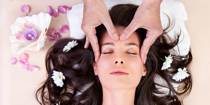 Hlava bez starostí: 30minutová indická masáž hlavy proti stresu